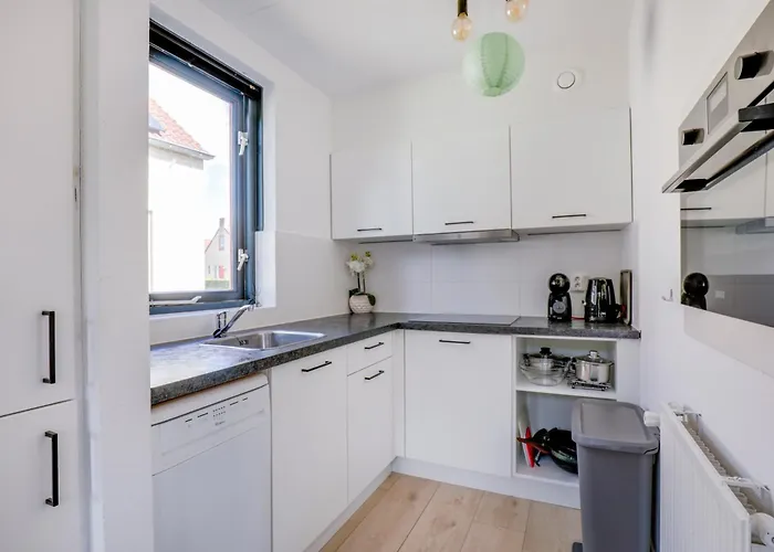 6 - Persoons Area 18