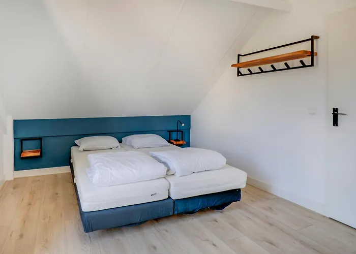 6 - Persoons Area 18 بيت للعطل